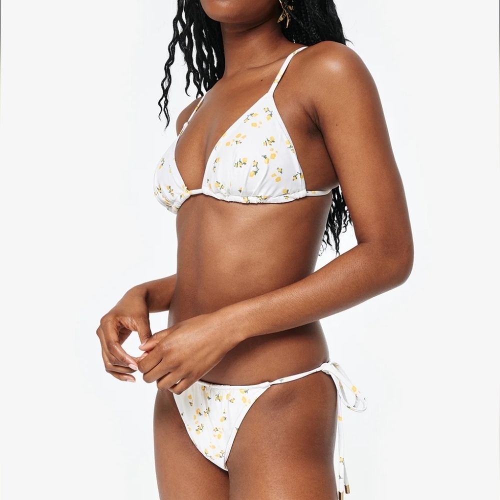 2 Piece bikini set with yellow peonies - Unknown Brand - S